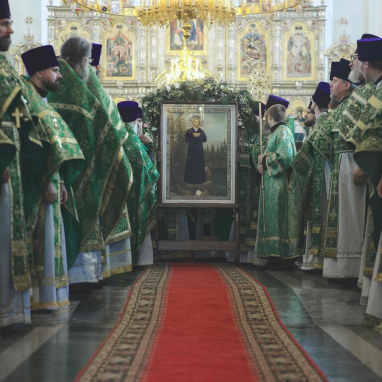 В День второго обретения мощей святого Симеона в Свято-Николаевском монастыре духовной столицы Урала совершена Божественная литургия архиерейским чином