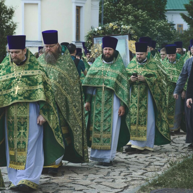 В День второго обретения мощей святого Симеона в Свято-Николаевском монастыре духовной столицы Урала совершена Божественная литургия архиерейским чином