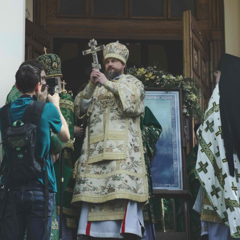 В День второго обретения мощей святого Симеона в Свято-Николаевском монастыре духовной столицы Урала совершена Божественная литургия архиерейским чином
