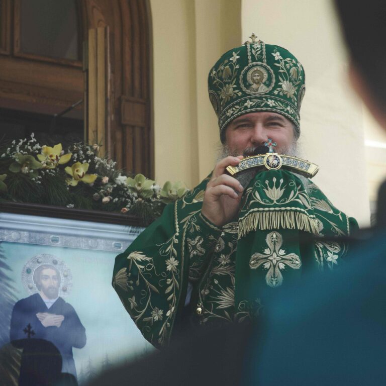 В День второго обретения мощей святого Симеона в Свято-Николаевском монастыре духовной столицы Урала совершена Божественная литургия архиерейским чином