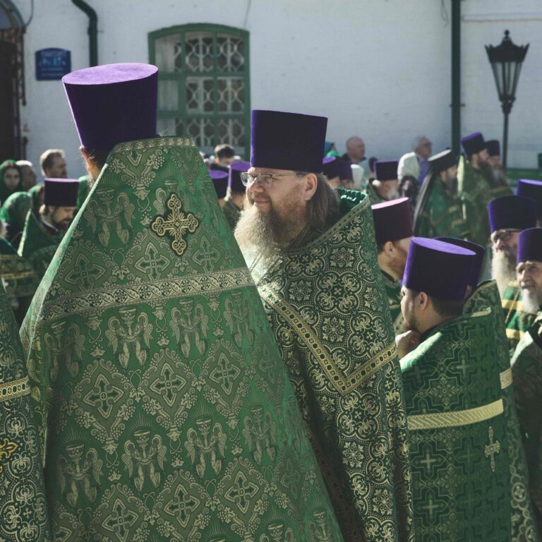 В День второго обретения мощей святого Симеона в Свято-Николаевском монастыре духовной столицы Урала совершена Божественная литургия архиерейским чином