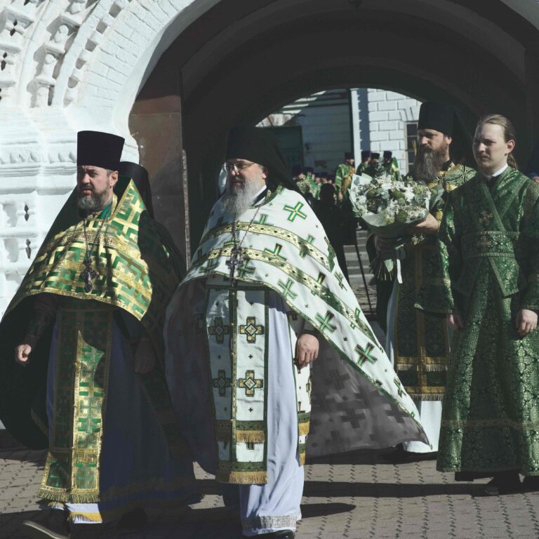 В День второго обретения мощей святого Симеона в Свято-Николаевском монастыре духовной столицы Урала совершена Божественная литургия архиерейским чином