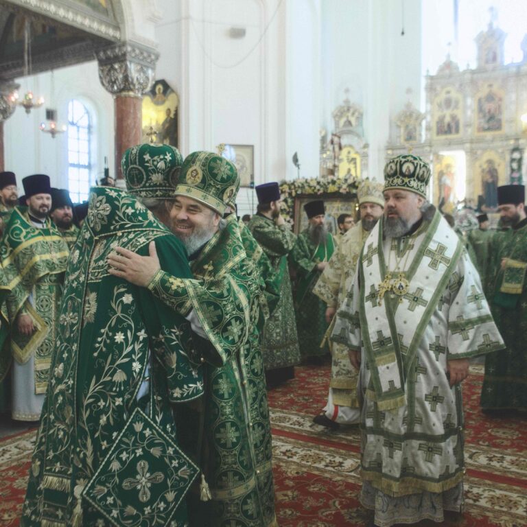В День второго обретения мощей святого Симеона в Свято-Николаевском монастыре духовной столицы Урала совершена Божественная литургия архиерейским чином