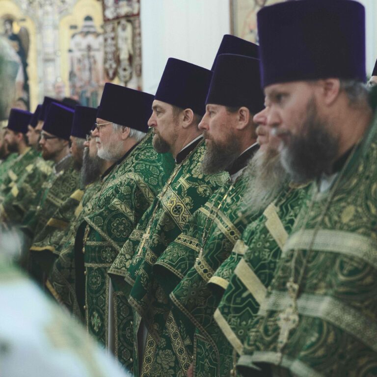 В День второго обретения мощей святого Симеона в Свято-Николаевском монастыре духовной столицы Урала совершена Божественная литургия архиерейским чином