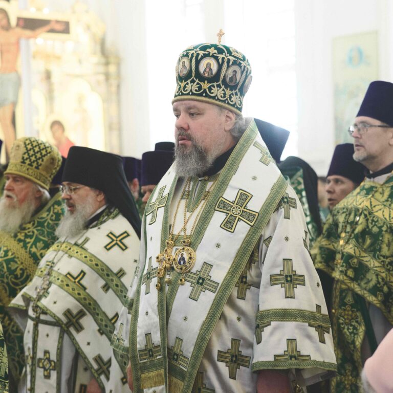 В День второго обретения мощей святого Симеона в Свято-Николаевском монастыре духовной столицы Урала совершена Божественная литургия архиерейским чином