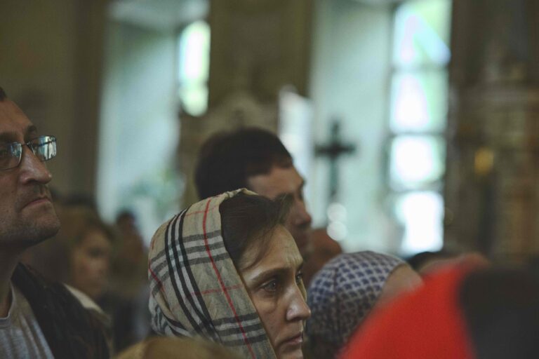 В Неделю первую по Пятидесятнице, Всех святых, митрополит Евгений совершил Божественную литургию во Всехсвятском храме города Екатеринбурга