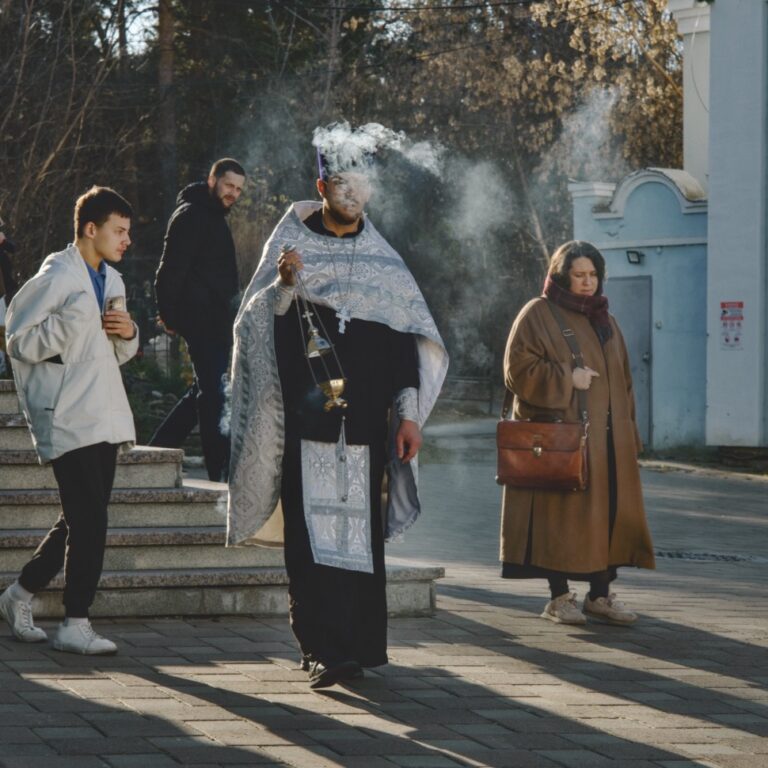 В День памяти жертв политических репрессий в храмах Екатеринбургской епархии совершены заупокойные богослужения