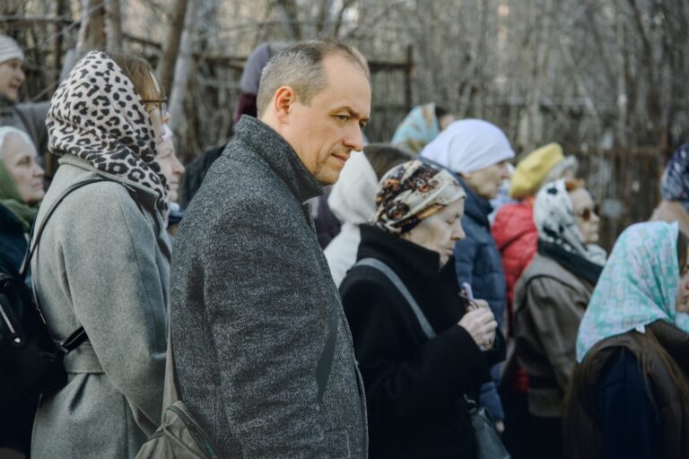 В День памяти жертв политических репрессий в храмах Екатеринбургской епархии совершены заупокойные богослужения