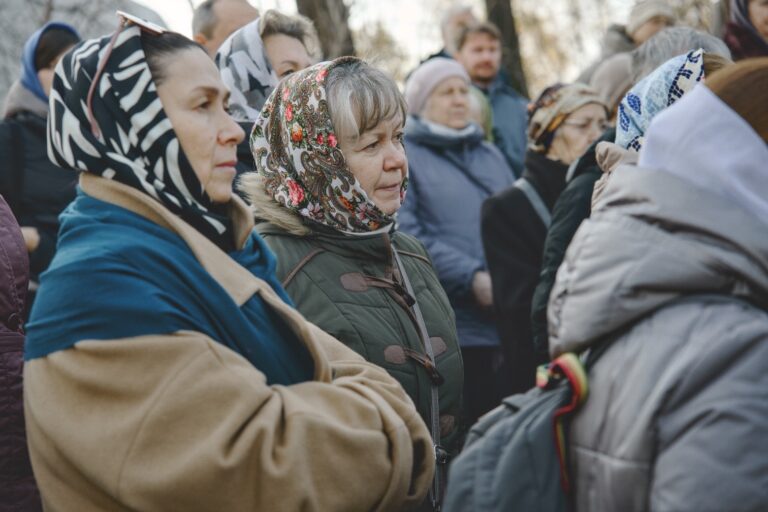 В День памяти жертв политических репрессий в храмах Екатеринбургской епархии совершены заупокойные богослужения